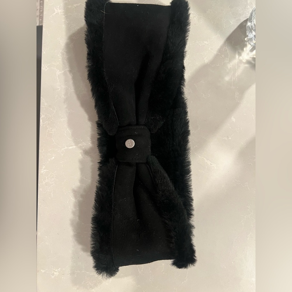 UGG winter headband/ ear warmer